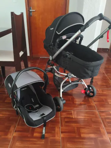 Carrinho de bebê Kiddo Moisés 