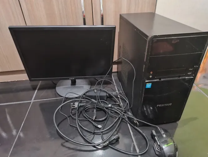 Vendo computador novo!