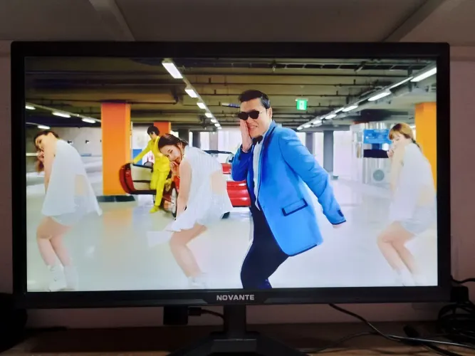 Vendo Monitor Game Zerado