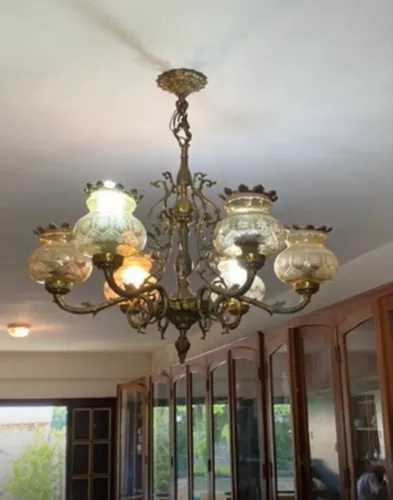 Lustre de bronze lindíssimo