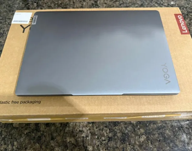 Lenovo Yoga Slim 7i - Intel Core Ultra 5 | 16 GB RAM | 512 GB SSD
