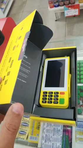 Máquina de cartão nova sem uso.