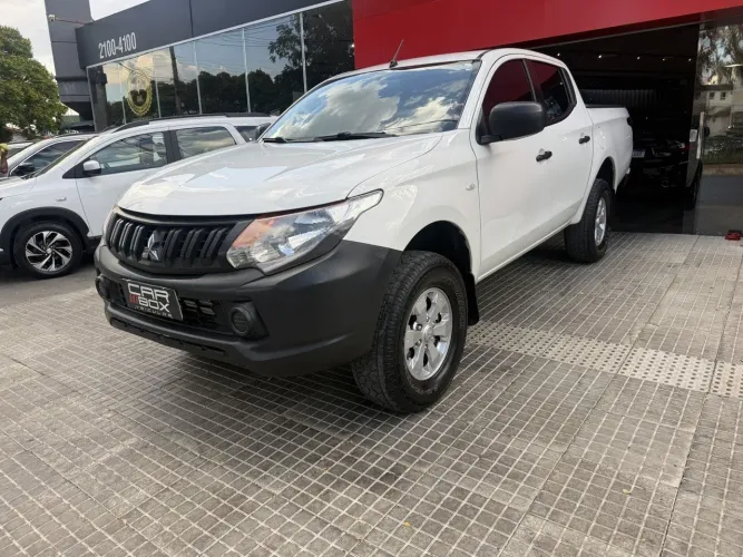 Mitsubishi L200 2.5 4X4 CD Turbo Diesel 2022