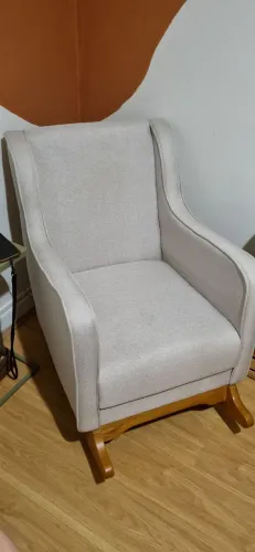 Poltrona de amamentação de balanço