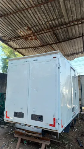 baú carga seca para kia bongo 
