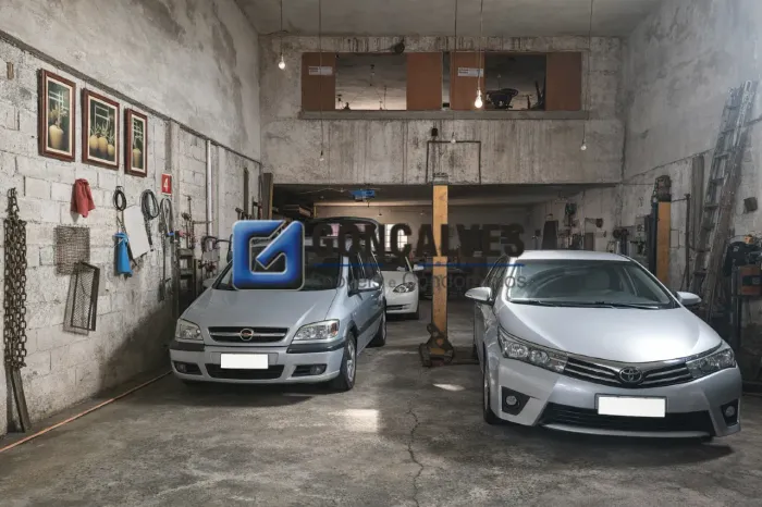 Galpão Industrial com 210m² e Residencial no Piso Superior com 210m² no Bairro Santo Antôn