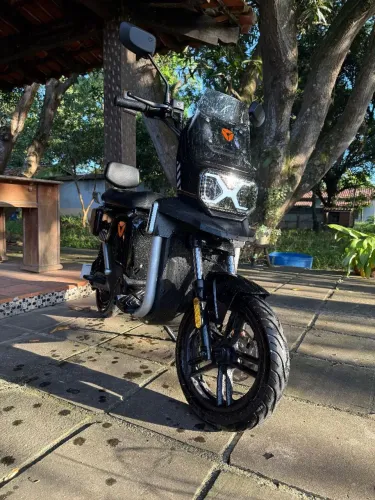  Scooter Elétrica Yadea GFX6 1000w 