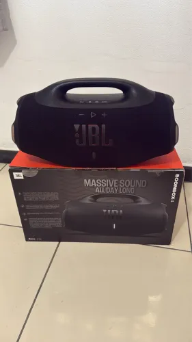 Bombox 4