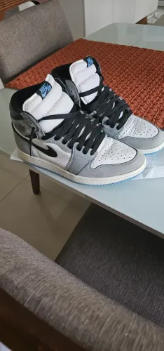Air Jordan 1 University Blue tamanho 41/42 POUQUÍSSIMO USADO 
