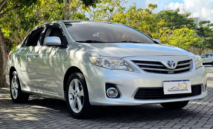 Toyota Corolla GLI 1.8 Flex 16V Aut. 2013