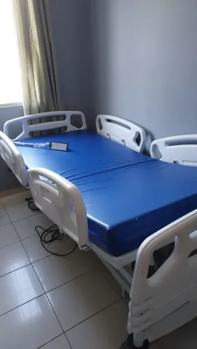 Cama Hospitalar Elétrica com Colchão