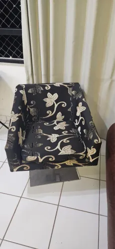 Conjunto de cadeiras giratórias 