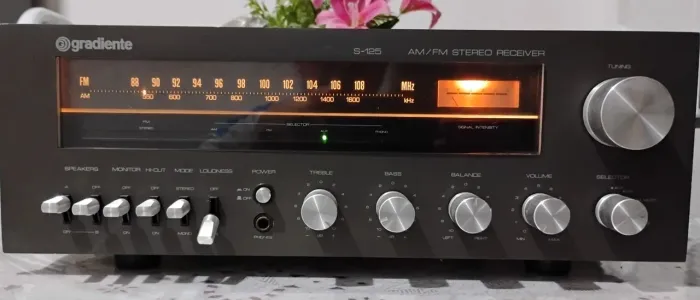 Receiver Gradiente S125, excelente estado.