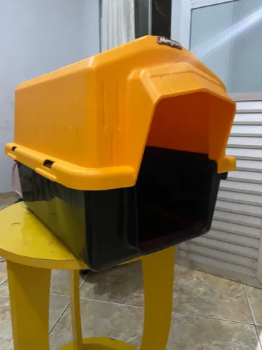 Vende-se  casa para cachorro 