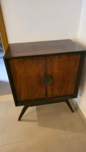 Radiola com vitrola e radio da década de 50