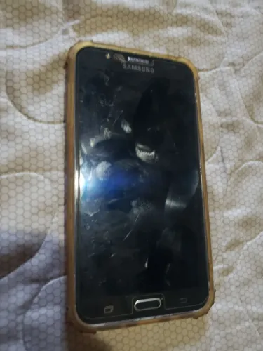 Celular Samsung J7