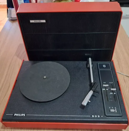 Rediola maleta Philips anos 70