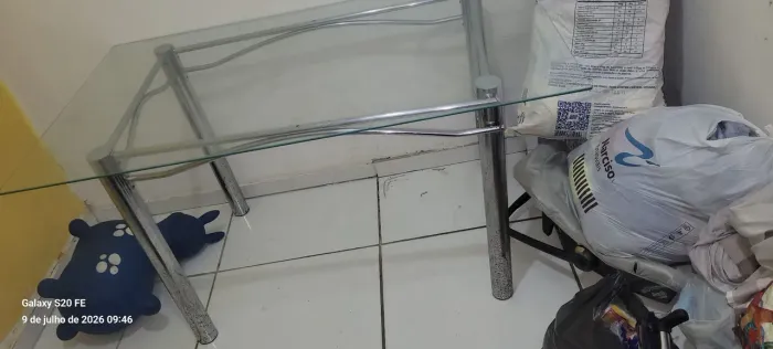 Mesa dê vidro