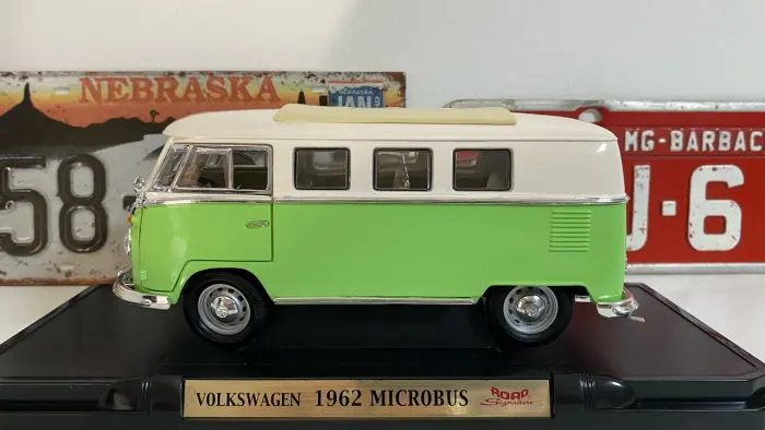 Miniatura Kombi 1/18