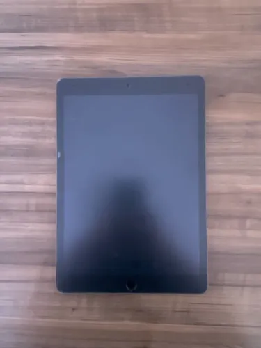 Ipad 8 - 128gb - Preto
