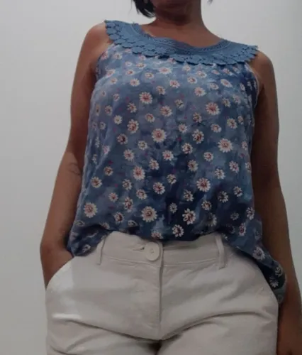 blusa em viscose e renda tam. 38 Sabala