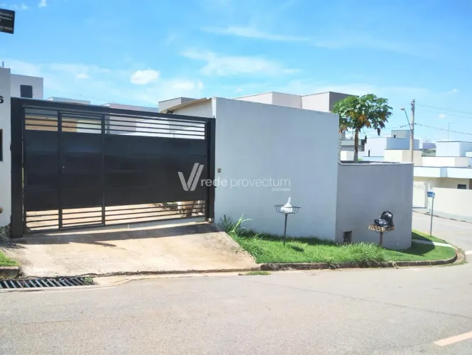 Casa para venda em Louveira