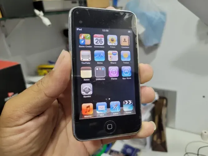 iPod Touch 4ª Geração 16GB Preto Original Apple (Relíquia / Coleção)