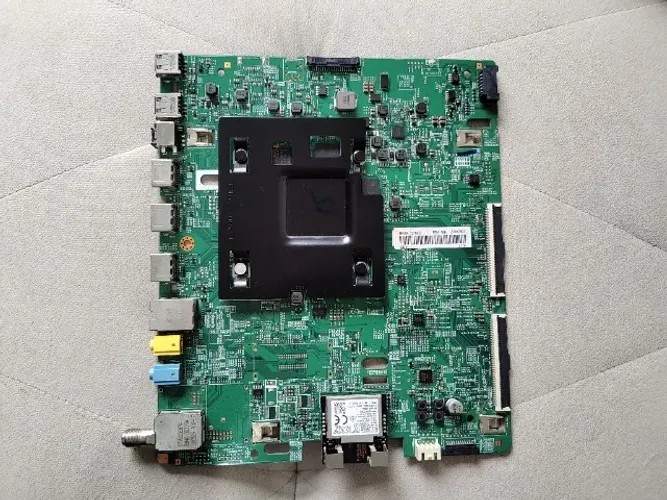 Placa Principal TV Samsung BN41-02635A - 40NU7100 (com defeito)