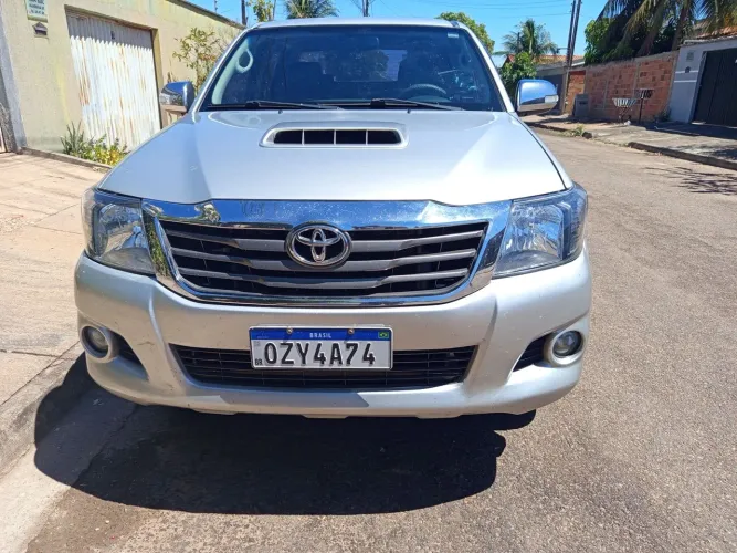 Toyota Hilux CD SRV D4-d 4X4 3.0 TDI Dies 2015