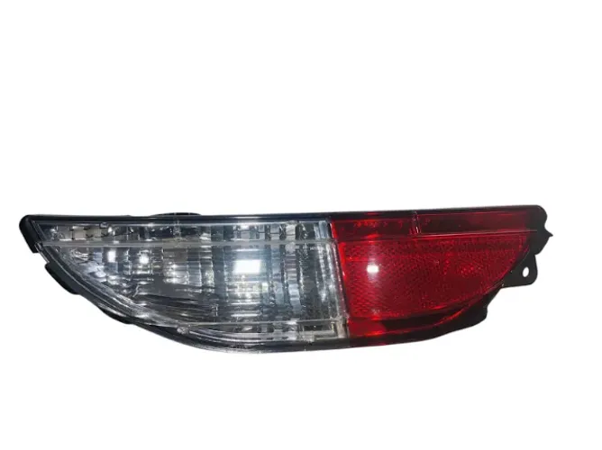 Lanterna do parachoque Fiat Toro 17 18 19 20 21 22 Direito