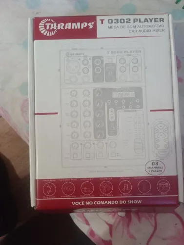 Mesa de som automotivo