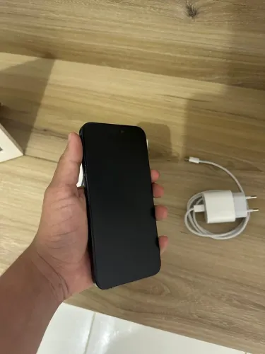 iPhone 15 Pro Max - Seminovo Premium