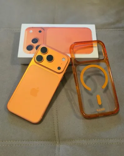 Iphone 17 Pro 256gb - Laranja (novo Com Brindes Premium)