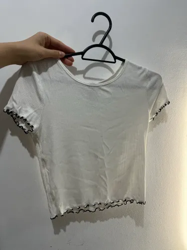 Blusa branca forever 21