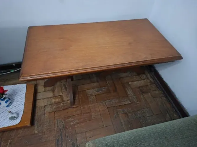 Mesa de Centro Cerejeira Maciça Sobe Medida
