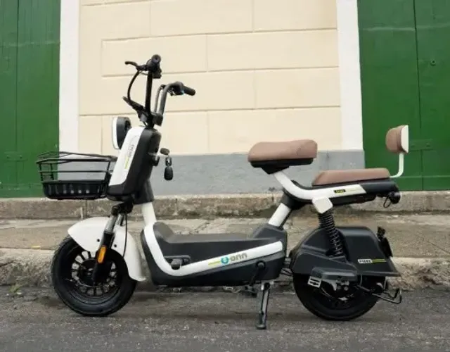 P1000