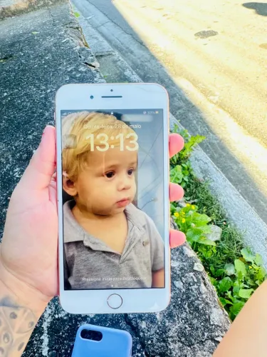 iPhone 8 PLUS