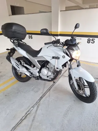 FAZER 250 YAMAHA FAZER YS250 2015