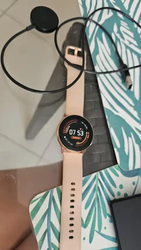Samsung Galaxy Watch Active - Funcionando perfeitamente + carregador original