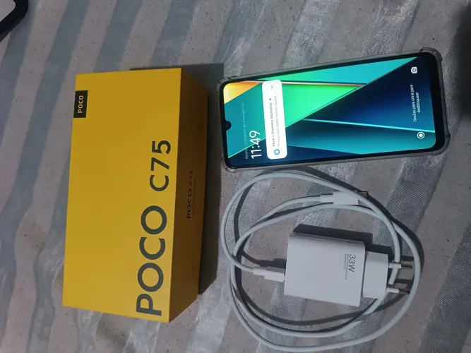 Xiaomi POCO C75 256GB | Semi-Novo | Completo com Caixa e Carregador Original