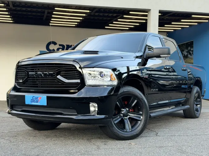 Ram Classic Laramie 5.7 V8 16V Gasolina 4X4 Aut. 2022