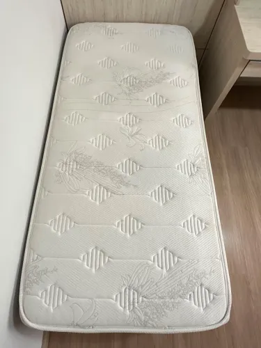 Cama solteiro bom mola ensacadas