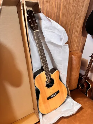 Violão James Neligan -Stagg- Asy-ace tampo sólido elétrico ANALISO TROCAS