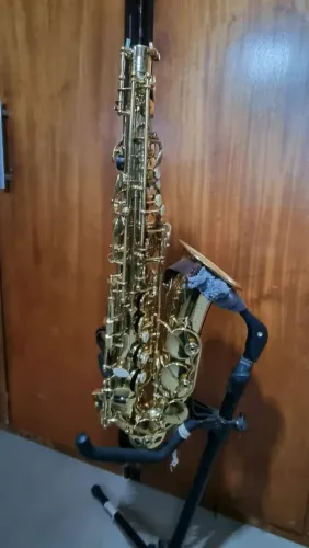 Safonene Eagle 0402<br>? Tipo:Saxofone alto