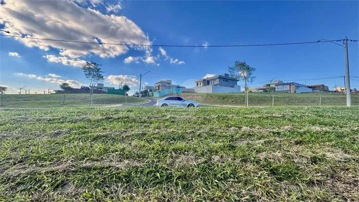 Terreno á venda no Condomínio Terras Alpha Nova Esplanada - Votorantim/SP