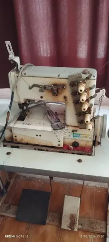 Máquina Reta industrial