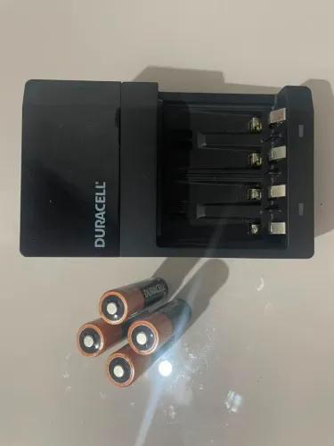 Pilhas Recarregáveis DURACELL 