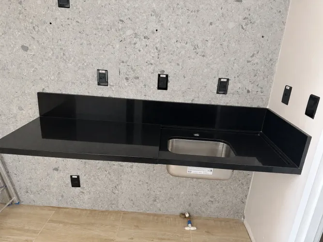Balcão Granito Preto