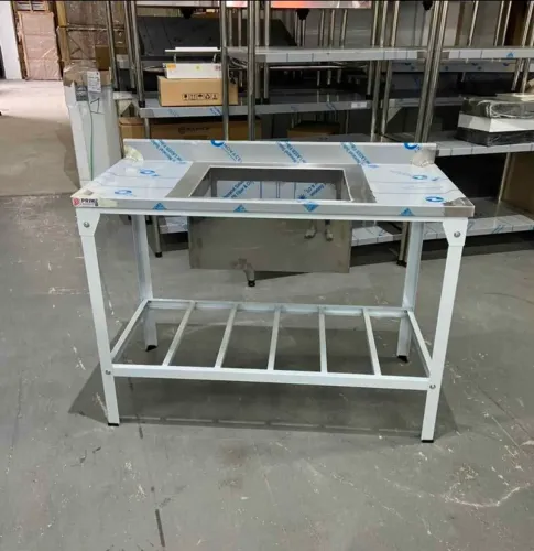 Mesa Pia Tampo Inox 1,17m x 0,55m cuba 50x40x25 Estrutura Metálica Pintura Epóxi R$ 1.169