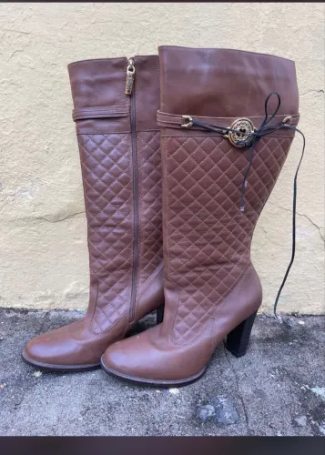 Bota Carmen Steffens 